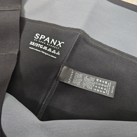 SPANX Black Cropped Icon Leggings Size 3X - Picture 3 of 7